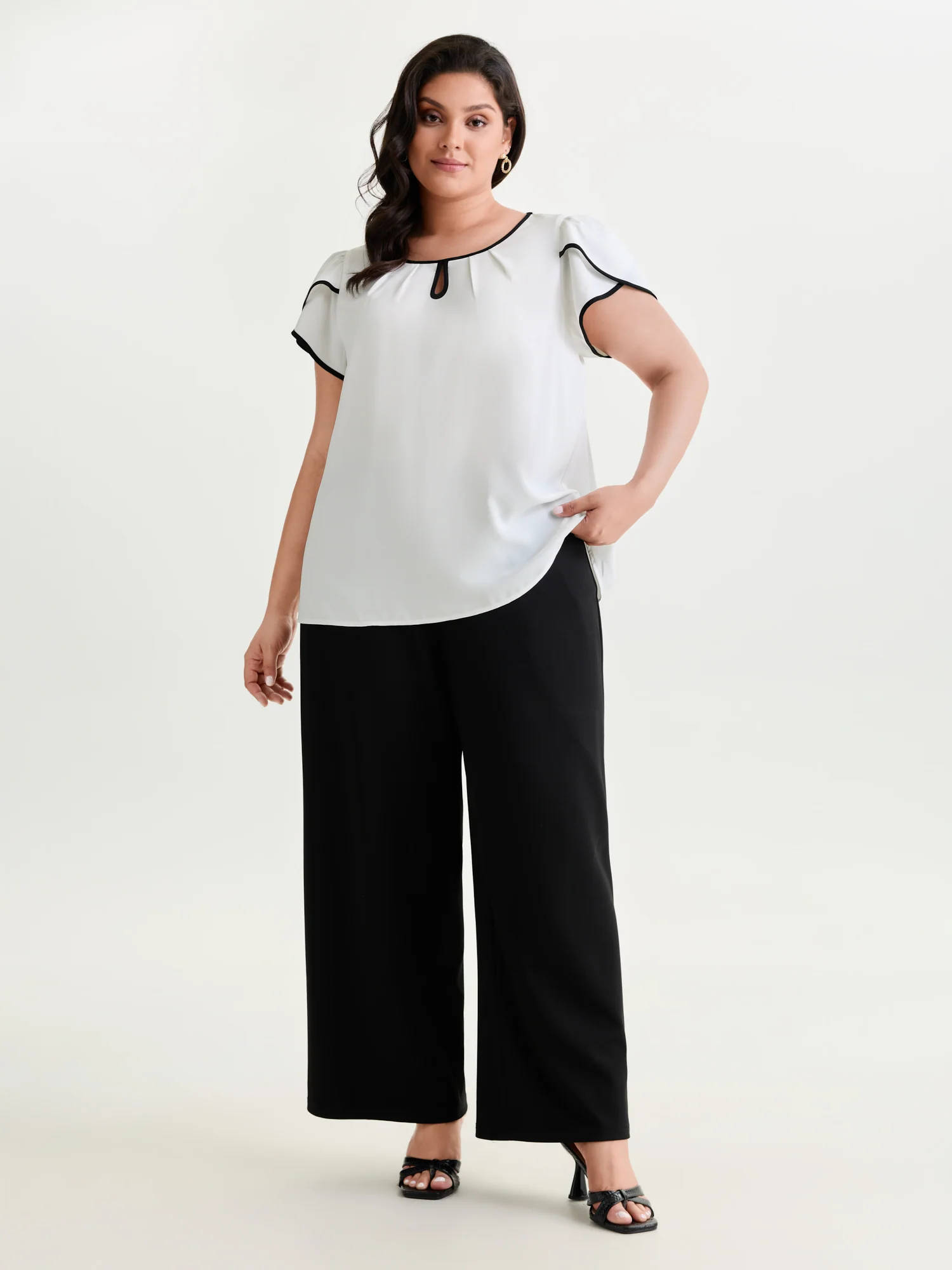 Petal Sleeve Color Contrast Plain Blouse - Image 10