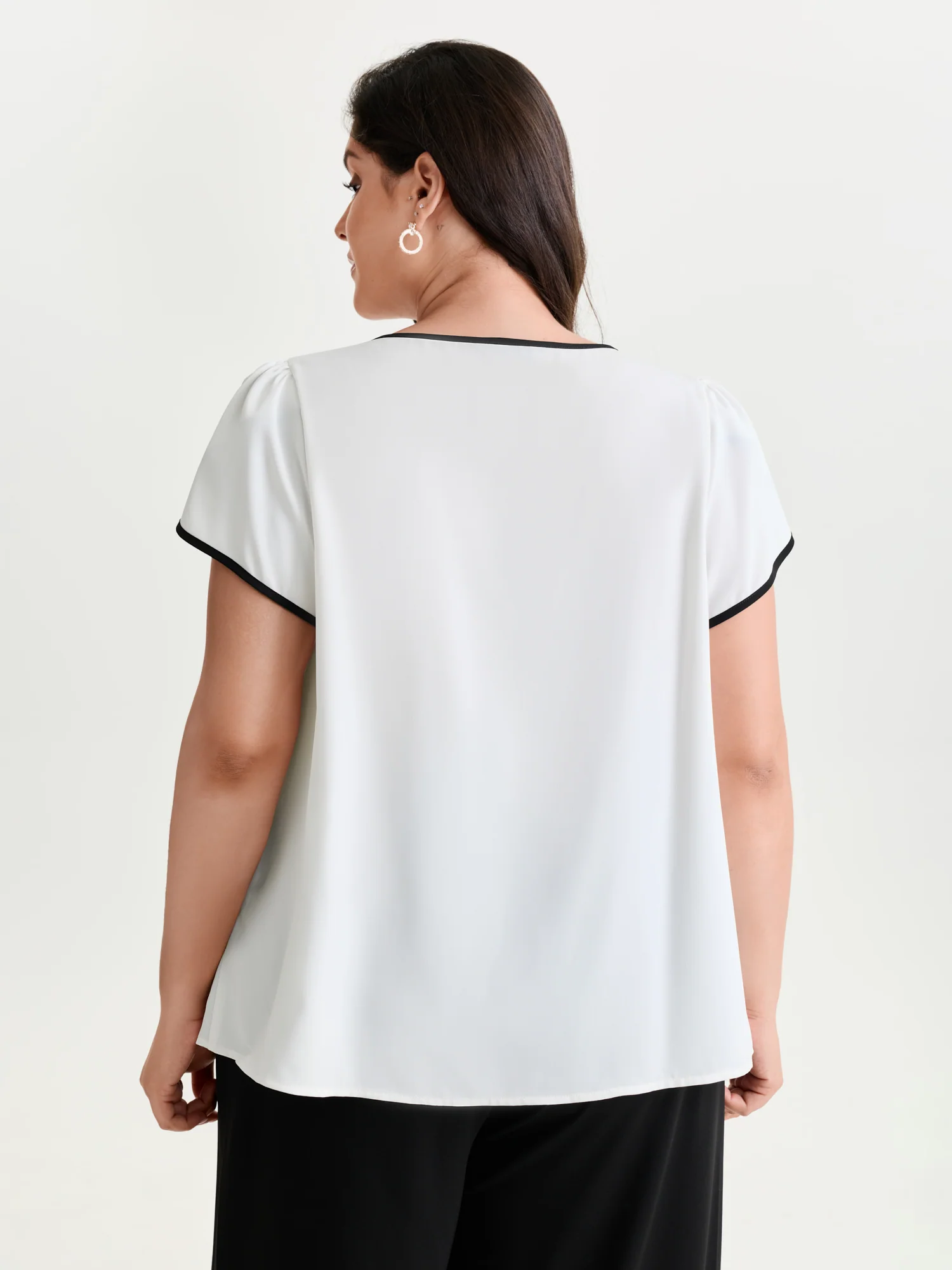 Petal Sleeve Color Contrast Plain Blouse - Image 11