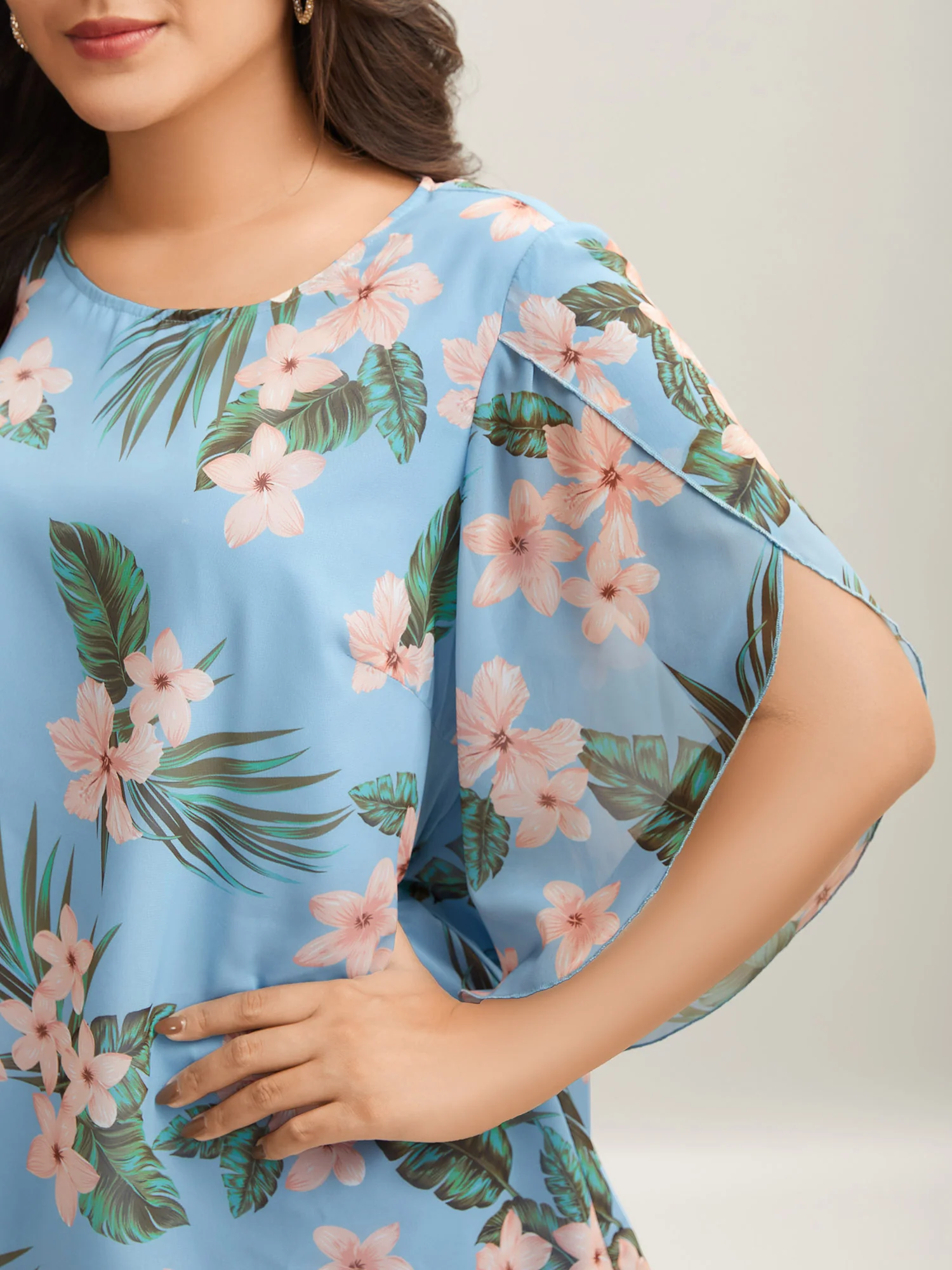 Petal Sleeve Floral Round Neck Shirt - Image 11