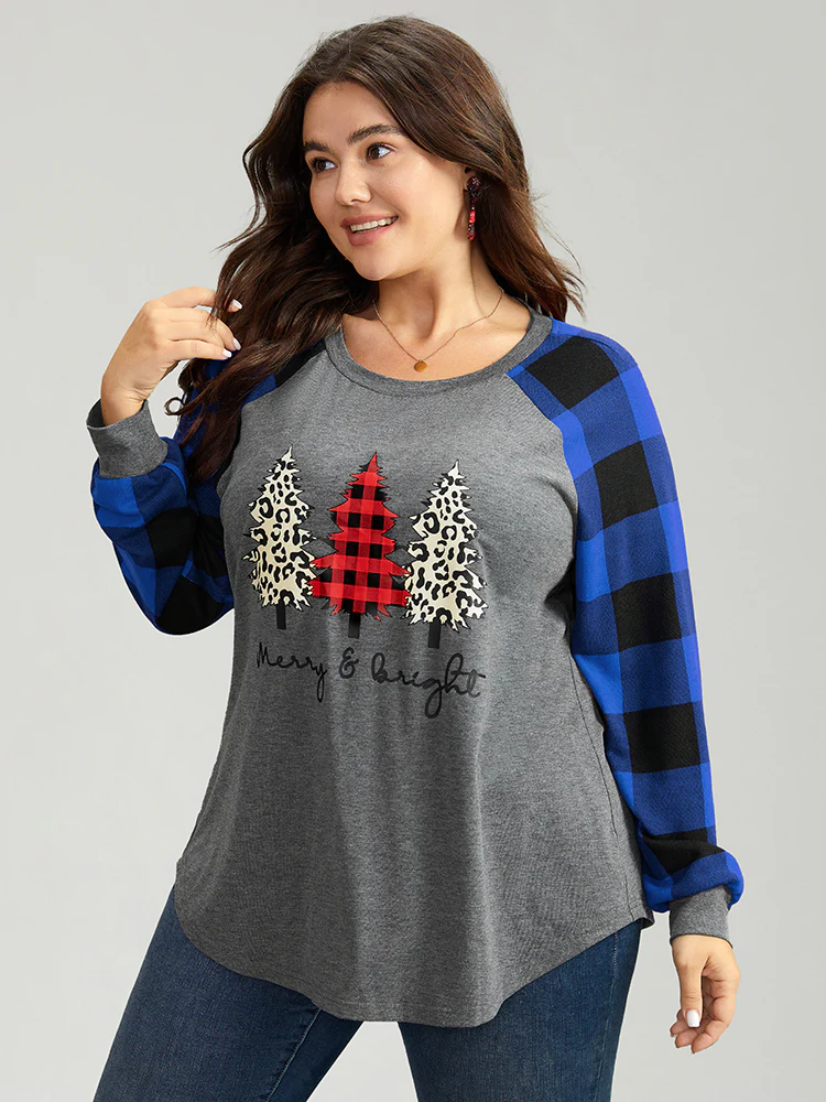 Plaid Christmas Trees Round Neck T-shirt - Image 3