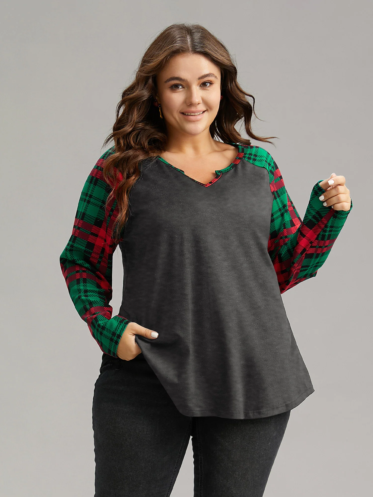 Plaid Contrast Notched Raglan Sleeve T-shirt - Image 8