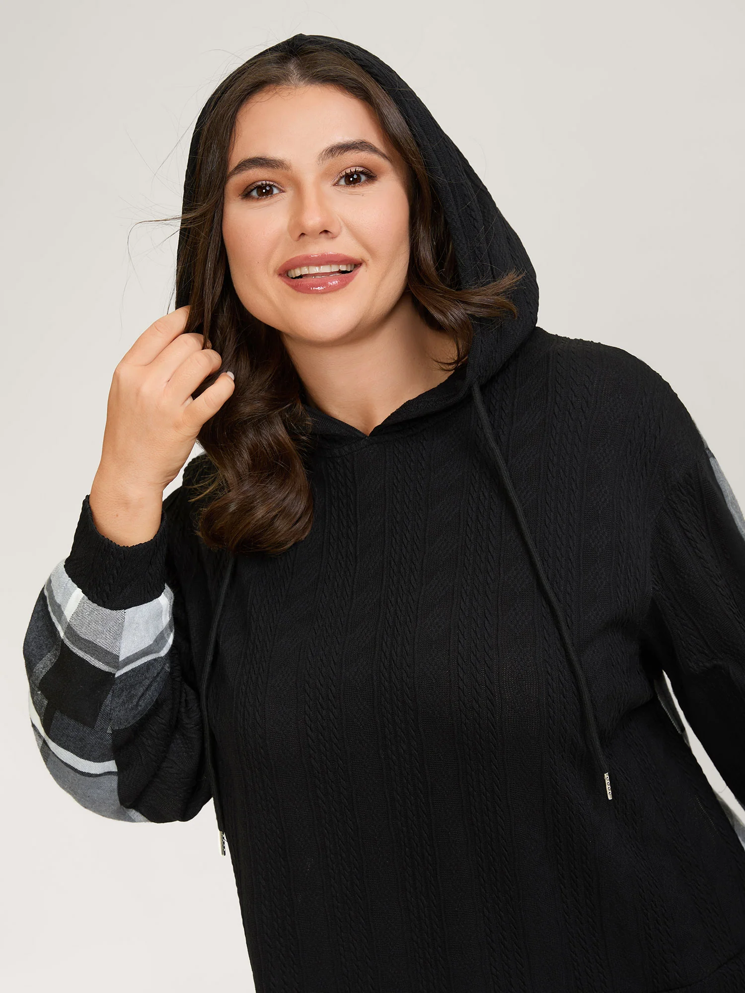 Plaid Contrast Print Relaxed-Fit Hoodie - Image 2