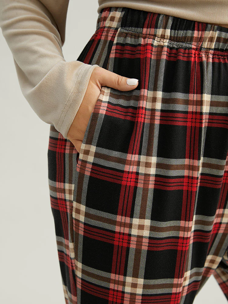 Plaid Elastic Waist Pocket Drawstring Pajama Bottoms - Image 4