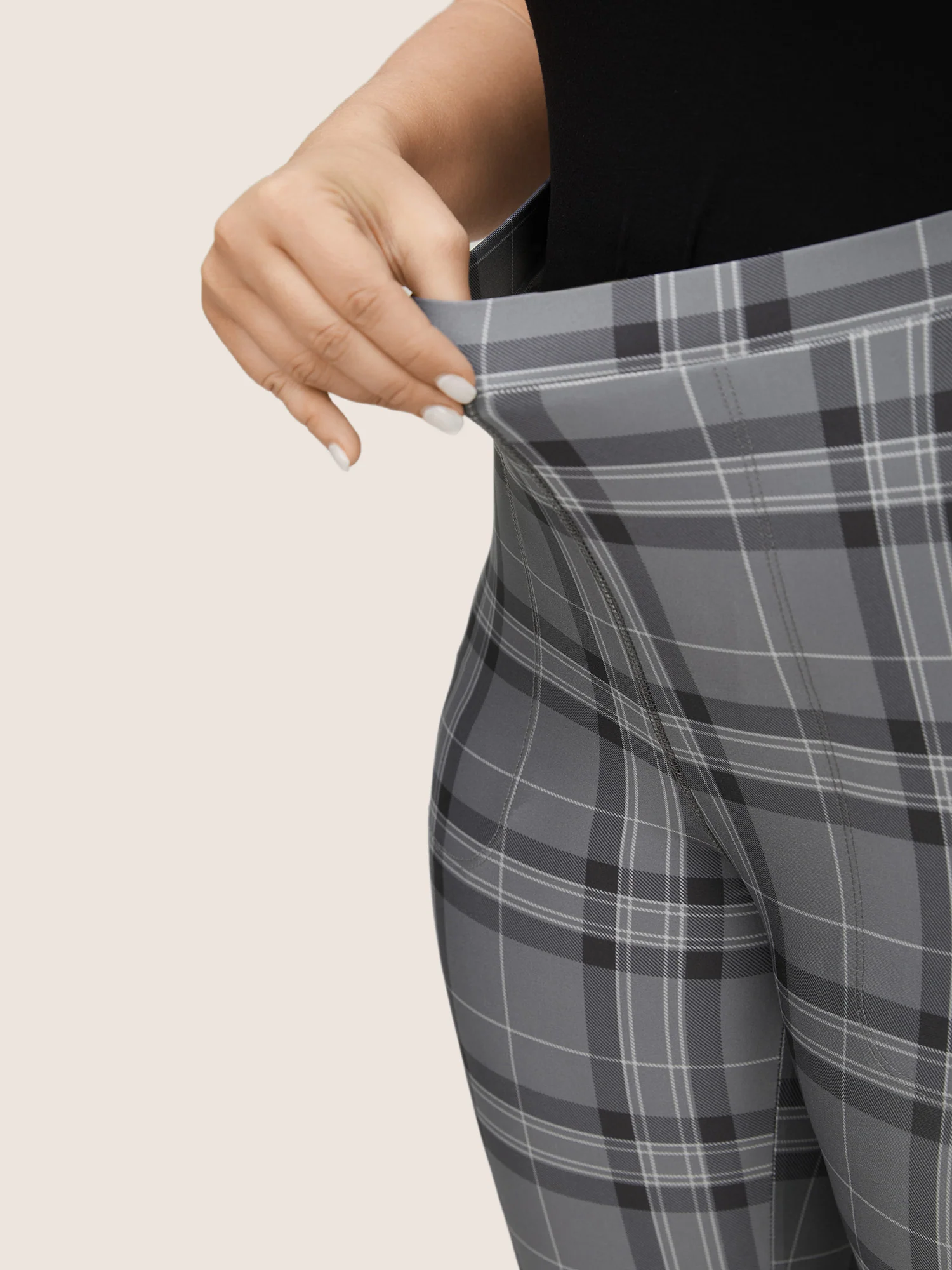 Plaid High Rise Slant Pocket Skinny Leggings - Image 4