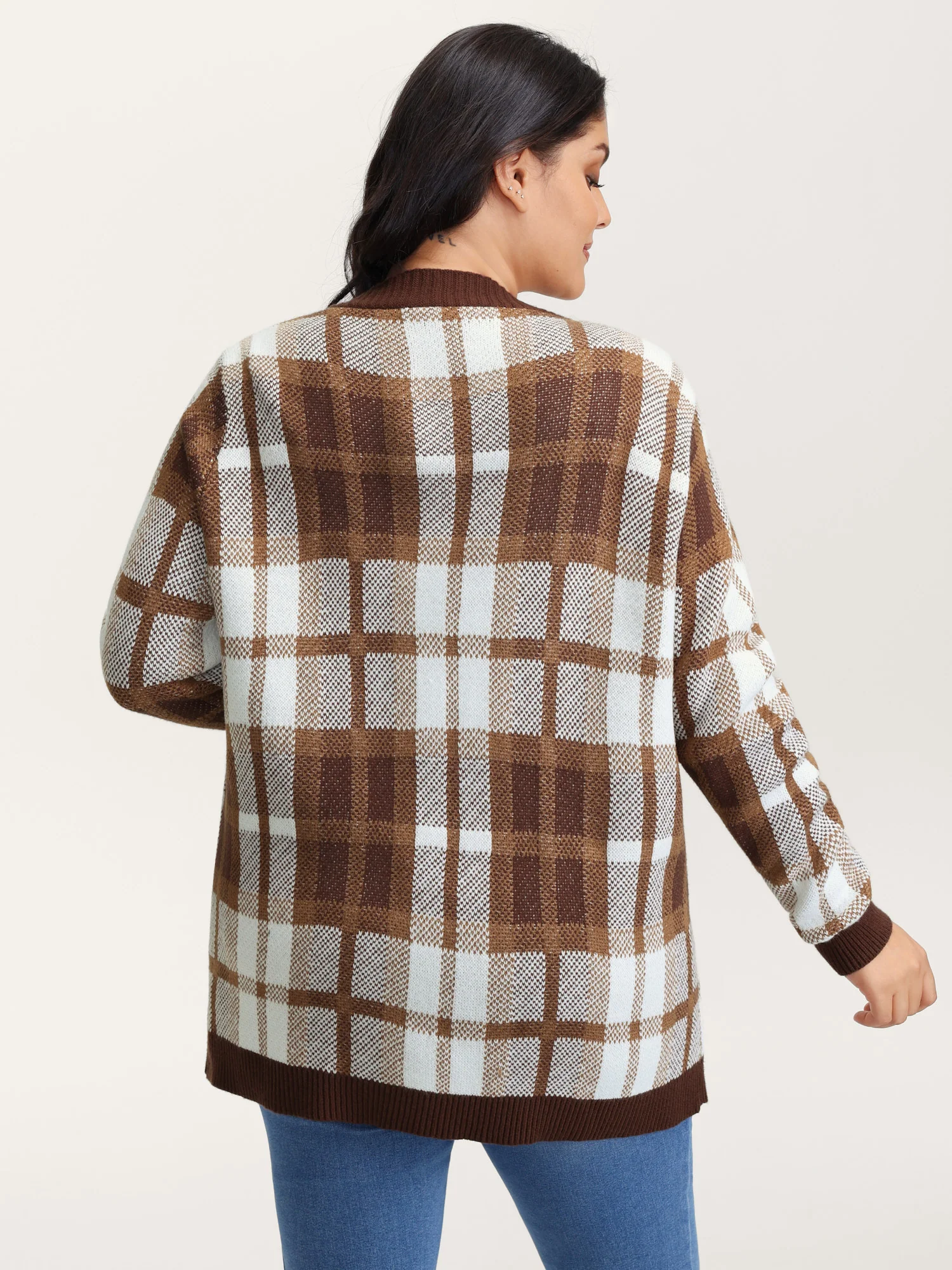 Plaid Jacquard Pattern Knit Cardigan - Image 4