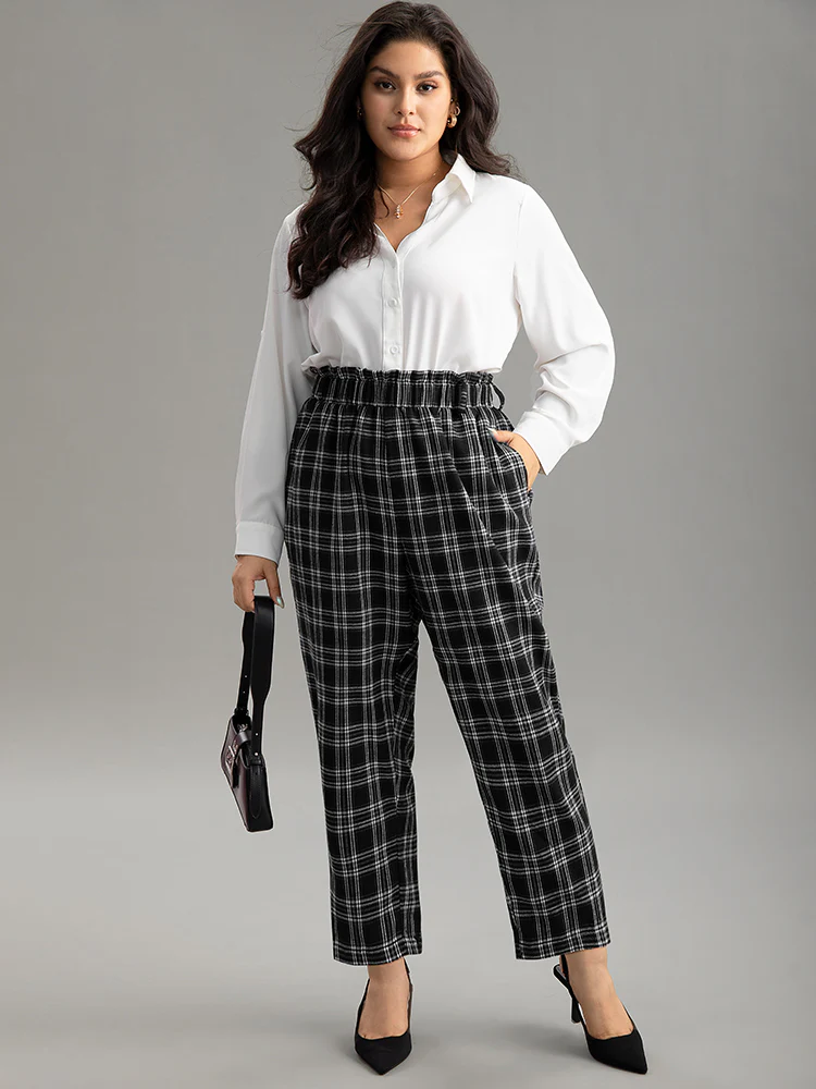 Plaid Paperbag Waist Pocket Pants - Image 3