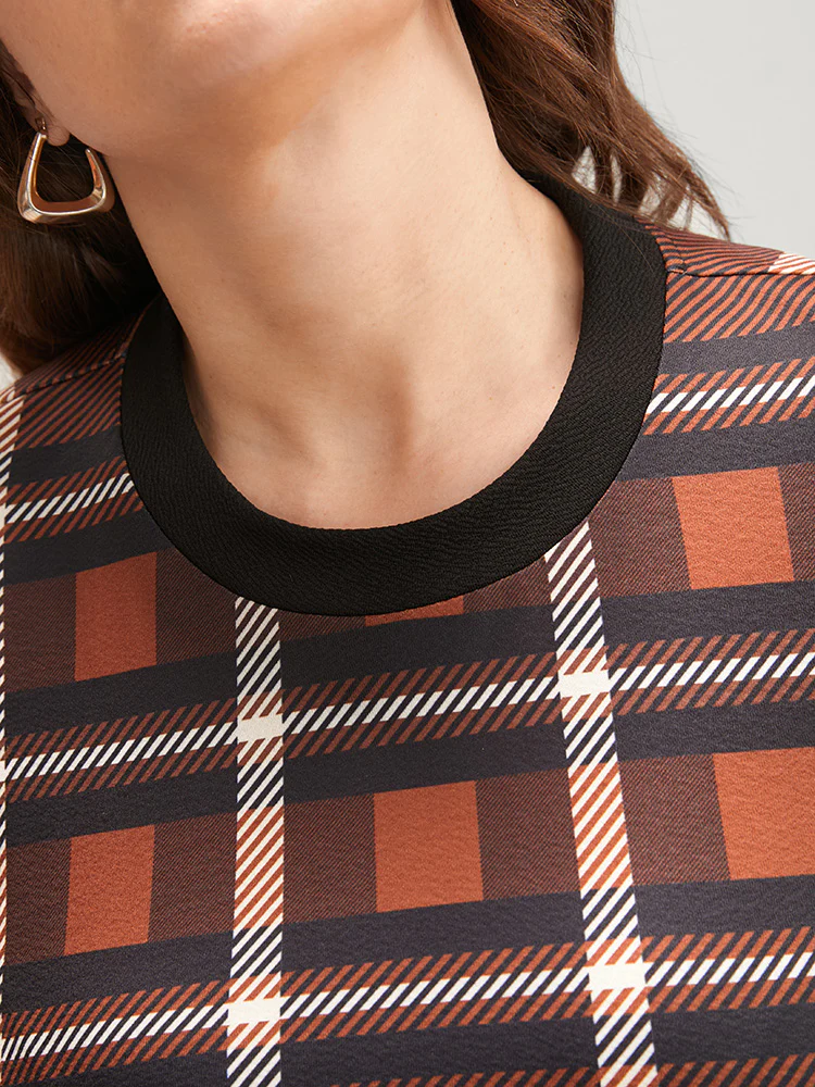 Plaid Patchwork Round Neck Lantern Sleeve Pocket Midi Dress - Image 11