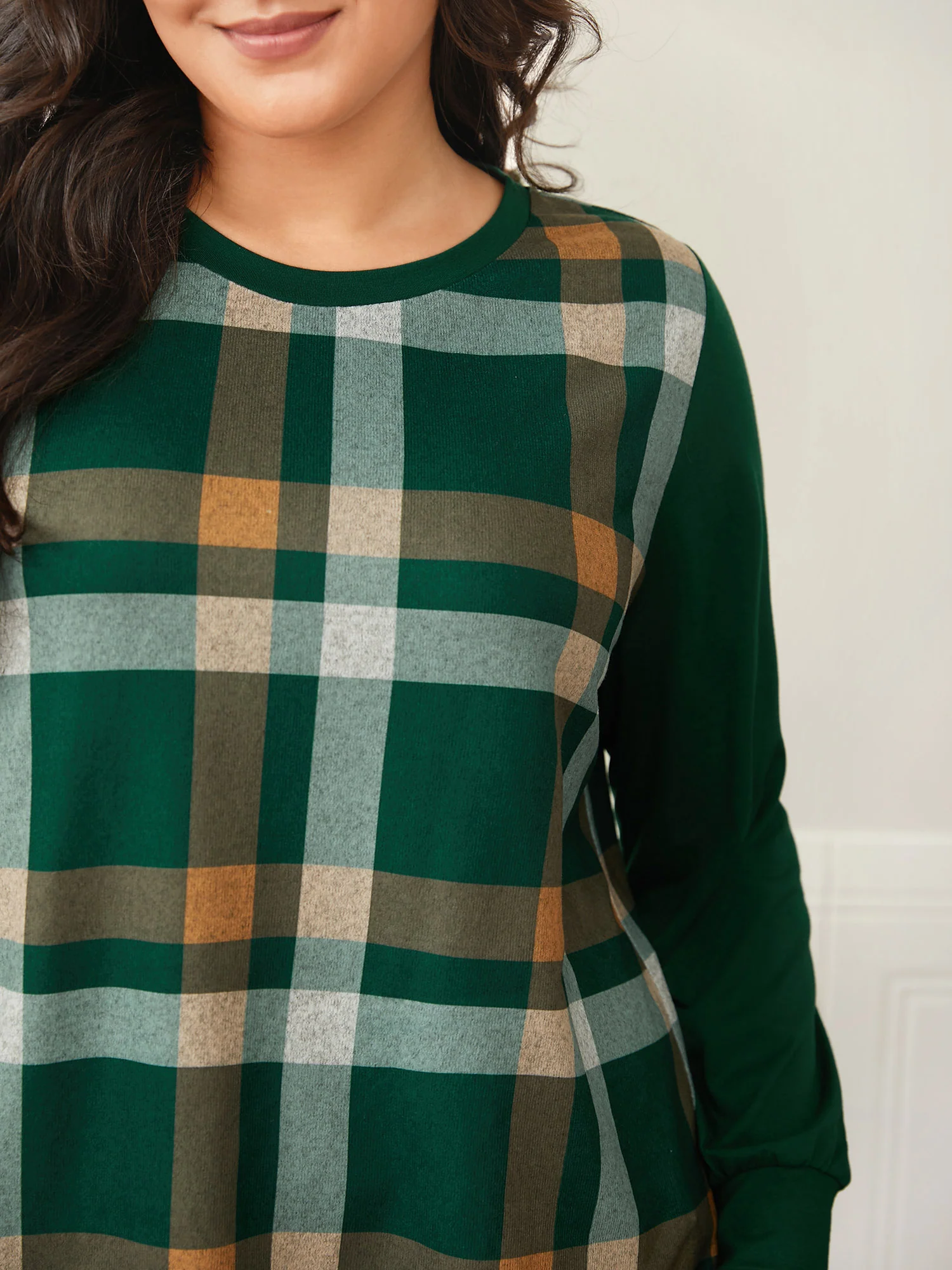 Plaid Patchwork Solid Long-Sleeves Tee - Image 3