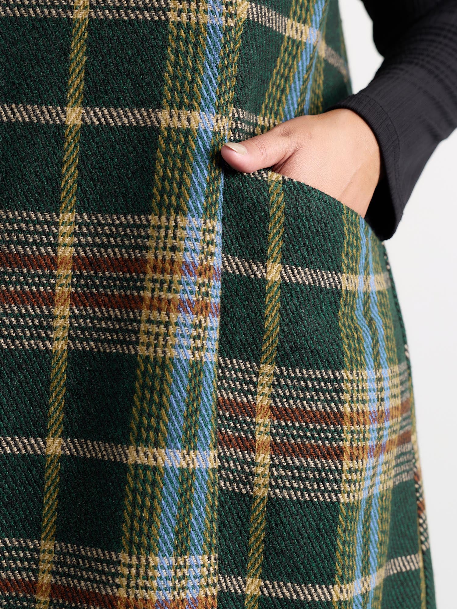 Plaid Pattern Slant Pockets Knee Dress - Image 4
