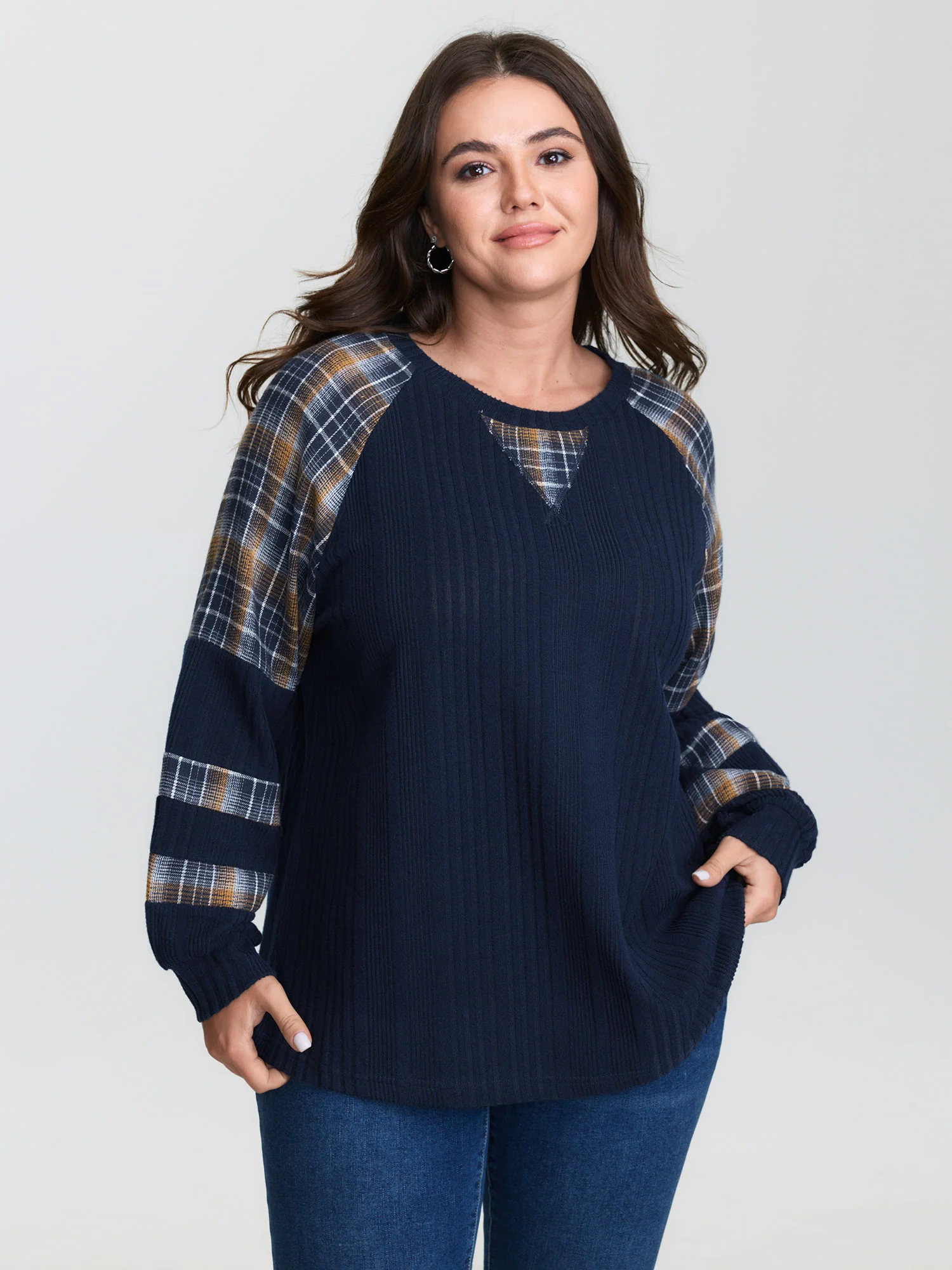 Plaid Pattern Textured Raglan Sleeve Sweatshirt