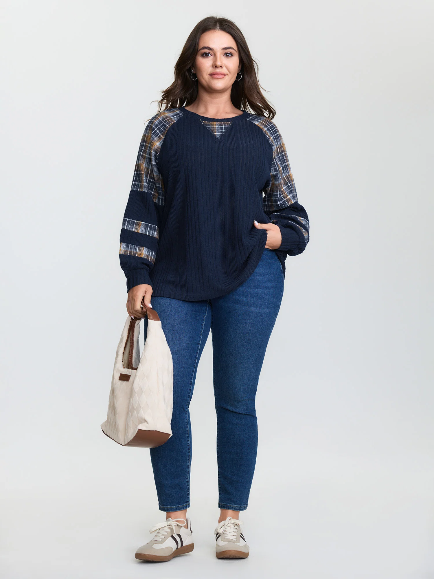 Plaid Pattern Textured Raglan Sleeve Sweatshirt - Image 3