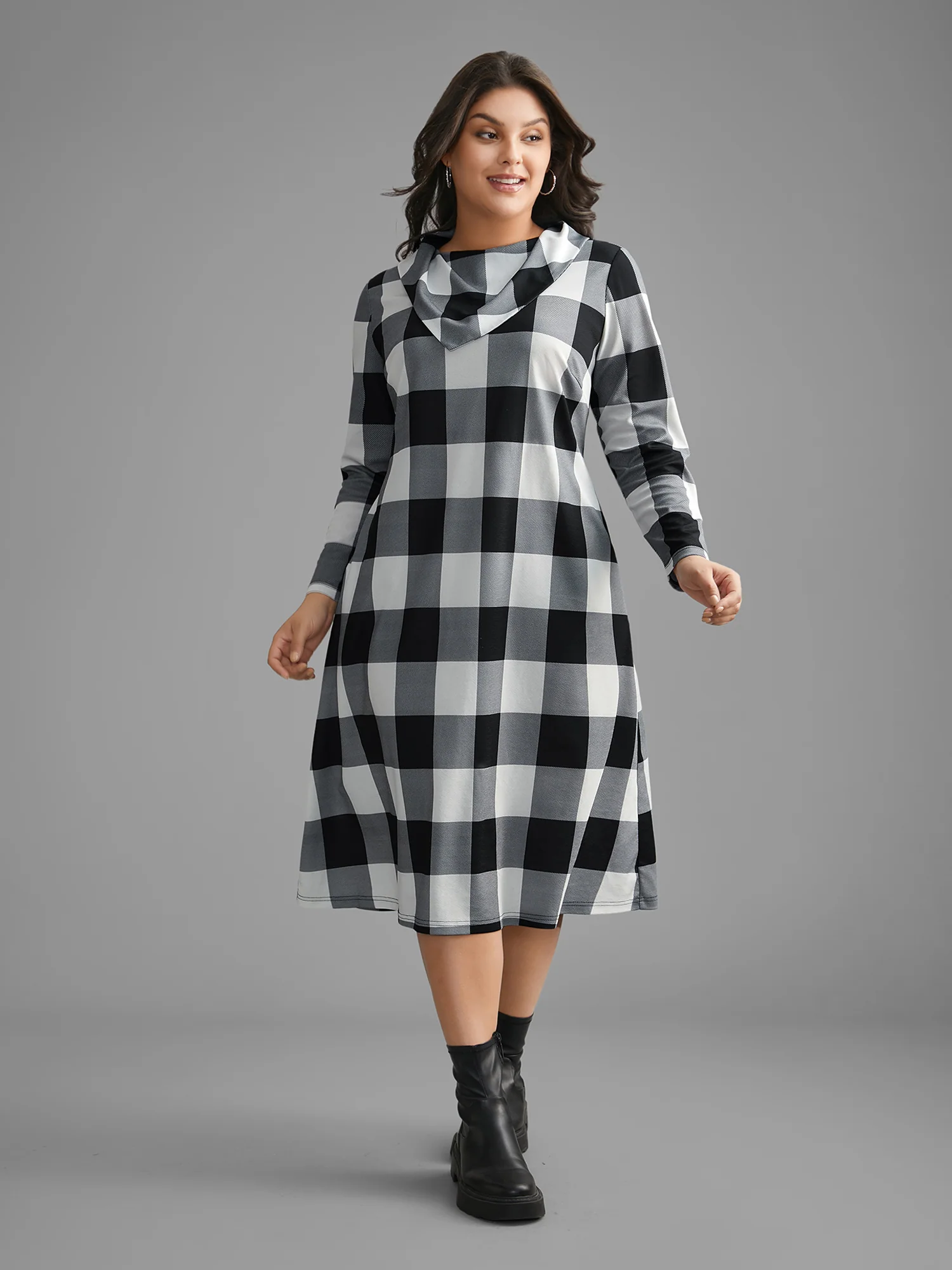 Plaid Ruffled Collar Pocket Midi Dress - Image 2