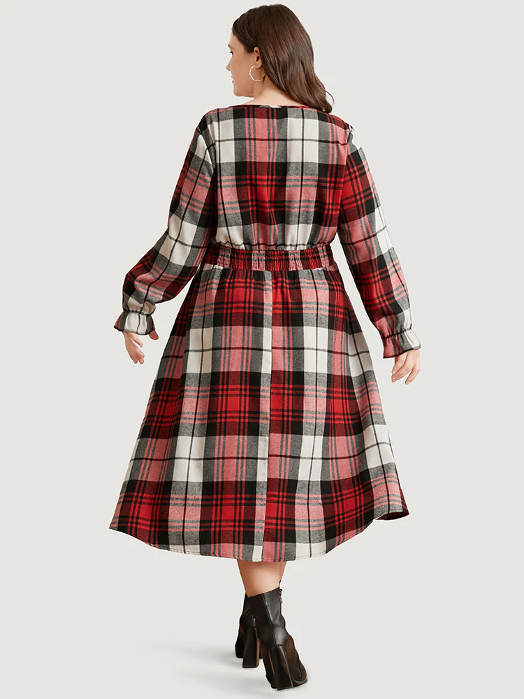Plaid Shirred Pocket Lantern Sleeve Wrap Midi Dress Without Belt - Image 4