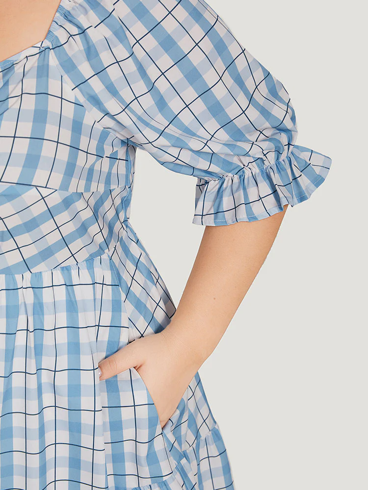 Twist Front Square Neck Ruffle Layered Hem Bell Sleeve Dress - Image 7