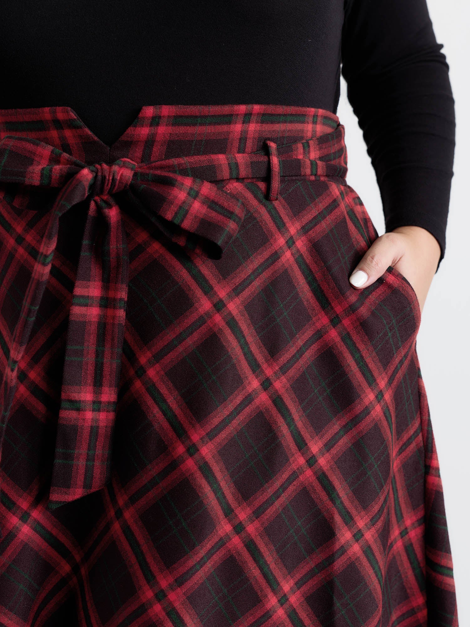 Plaid Waist-Tie Flowy Midi Skirt - Image 3