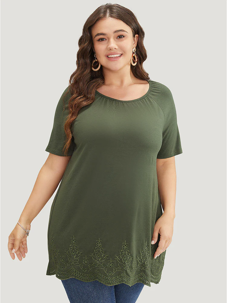 Plain Broderie Anglaise Raglan Sleeve Scalloped Front T-shirt - Image 2