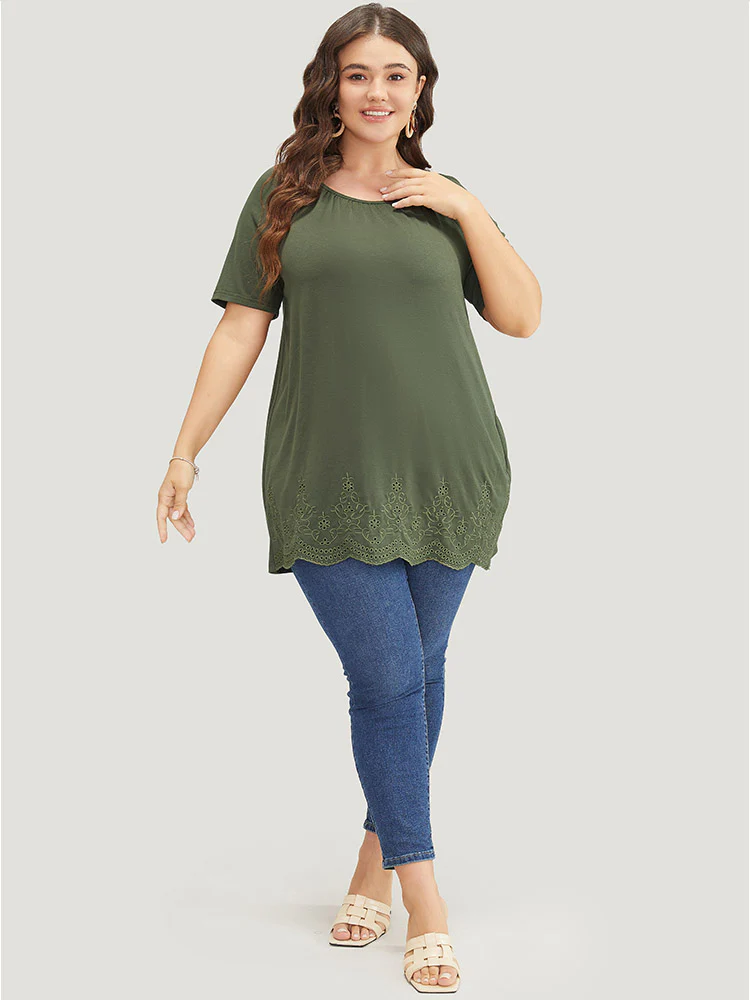 Plain Broderie Anglaise Raglan Sleeve Scalloped Front T-shirt - Image 5