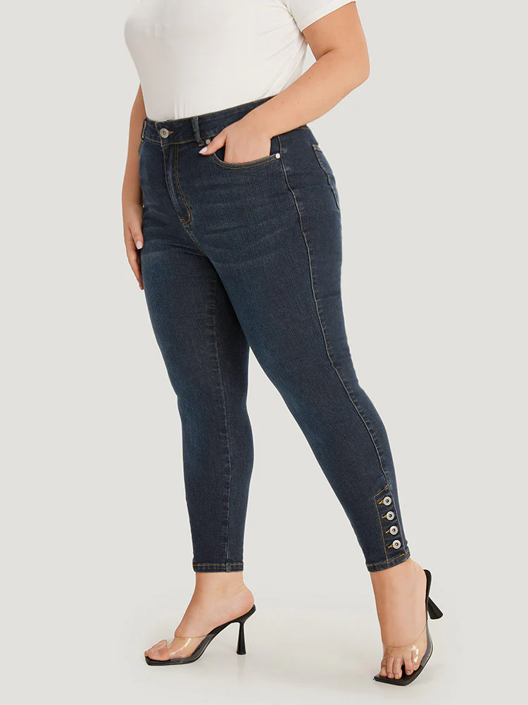 Plain Button Detail Pocket High Rise Jeans - Image 2