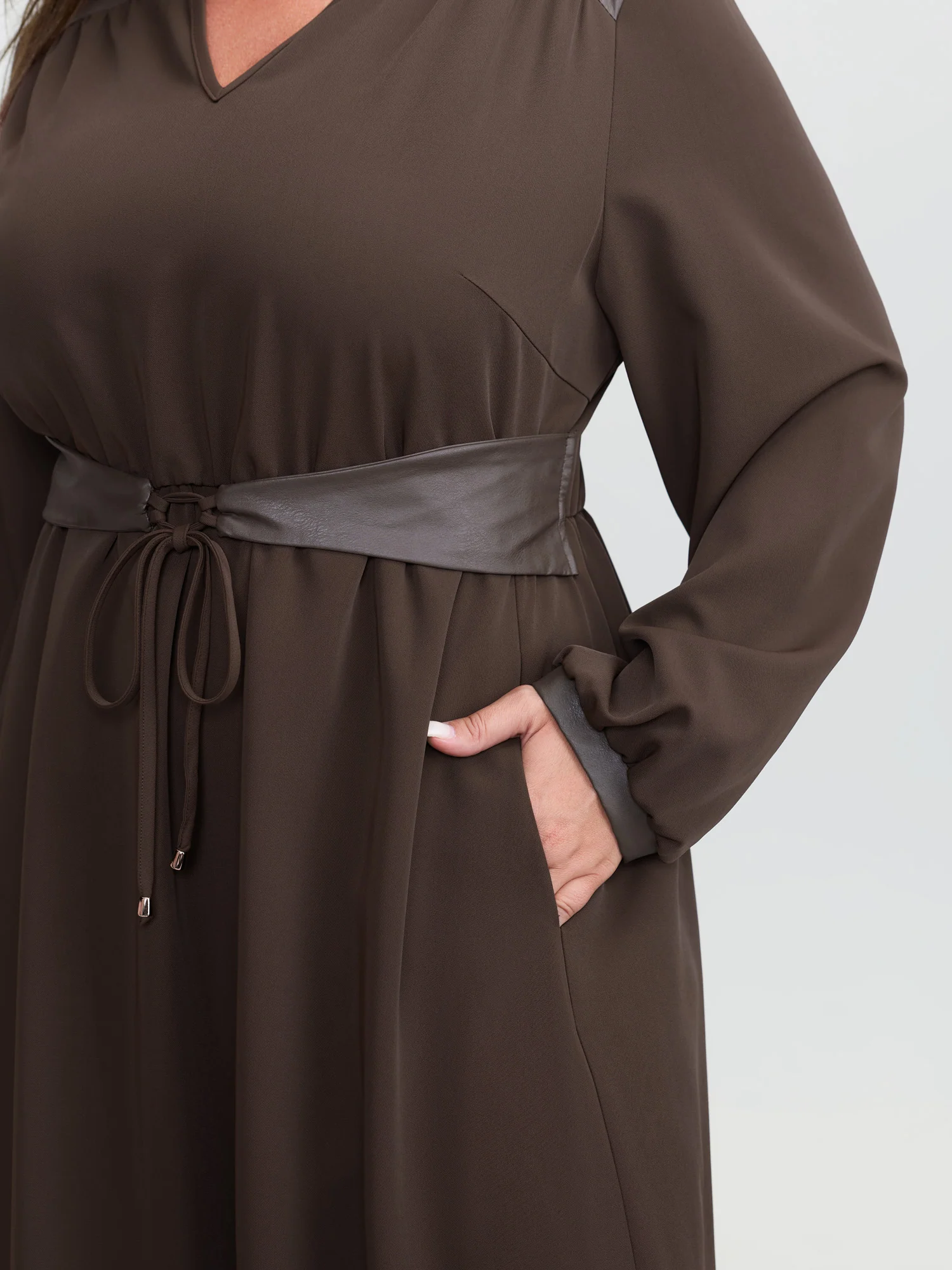 Plain Cinched-Waist Pockets Midi Dress - Image 3