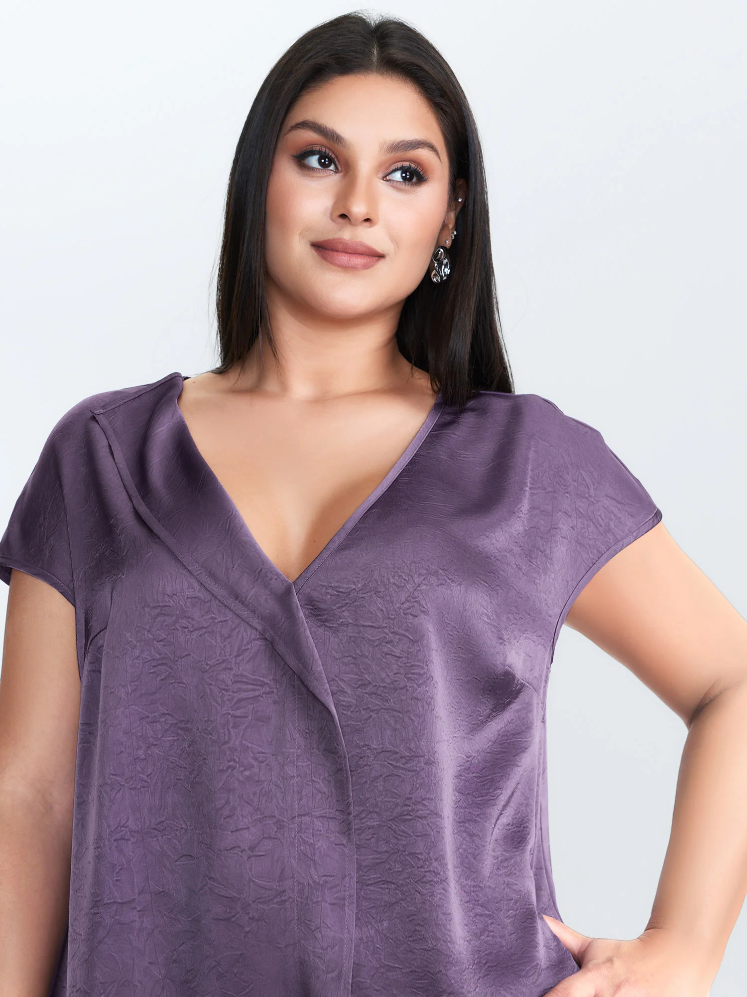 Plain Collar Neckline Flowy Blouse - Image 4