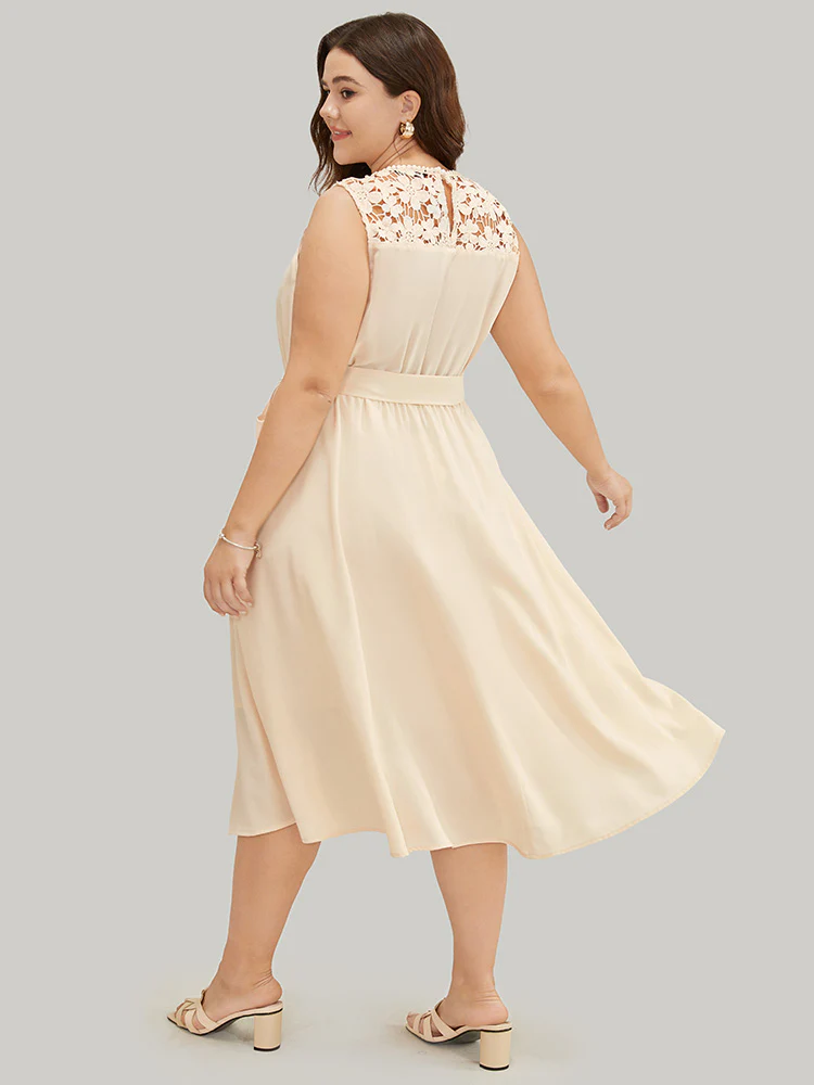 Plain Contrast Lace Keyhole Belted Pocket Pompom Trim Tank Dress - Image 2