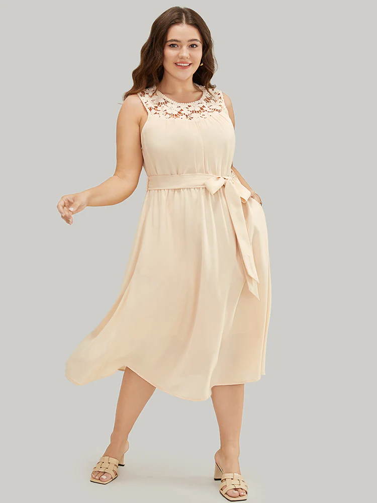 Plain Contrast Lace Keyhole Belted Pocket Pompom Trim Tank Dress - Image 4