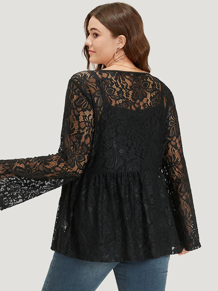 Plain Contrast Lace Mesh Gathered Bell Sleeve T-shirt - Image 3