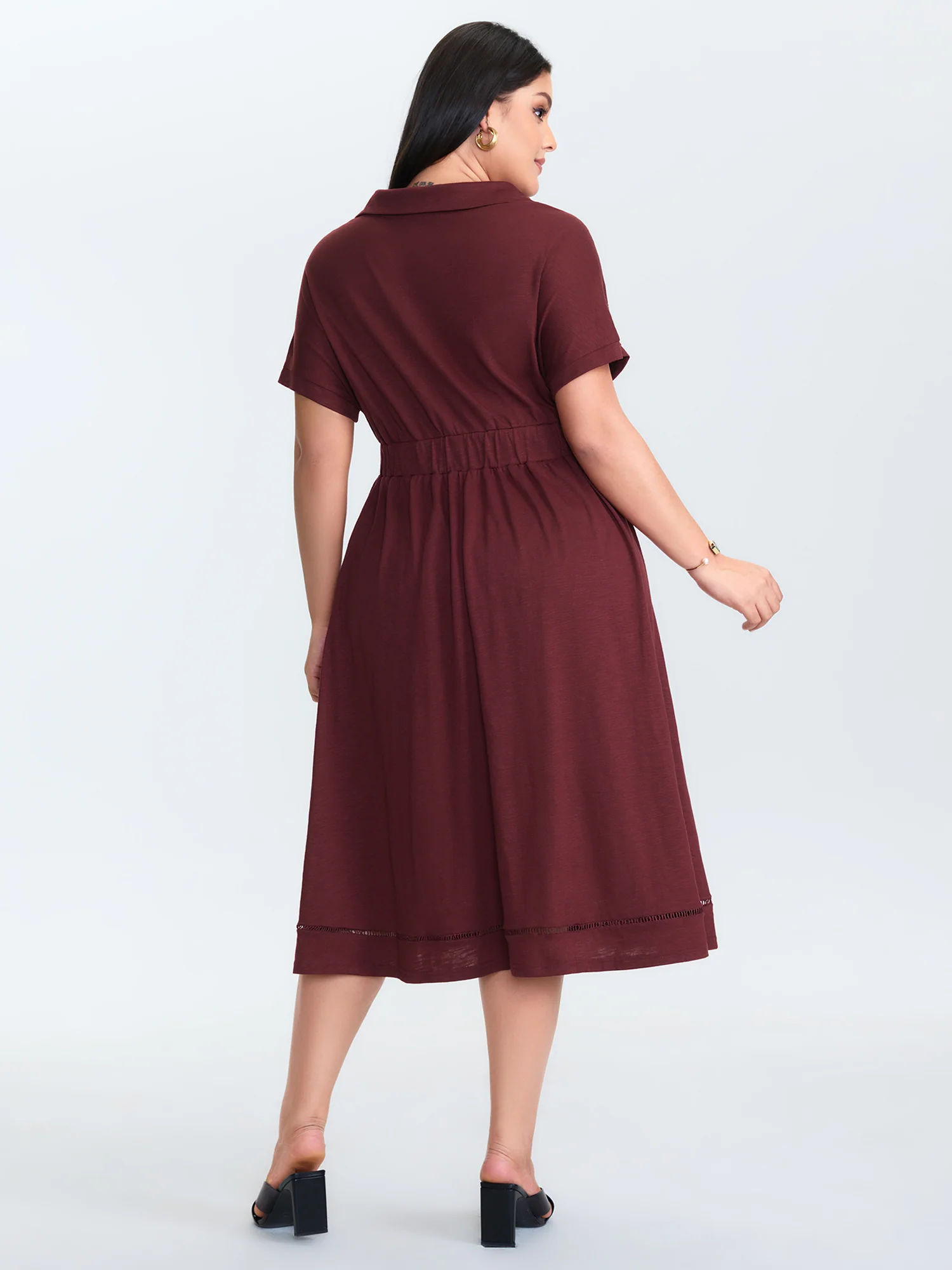 Plain Cut Out Cinched-Flared Midi Dress - Image 4