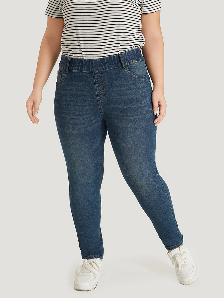 Plain Elastic Waist Medium Wash Roll Hem Jeans - Image 11