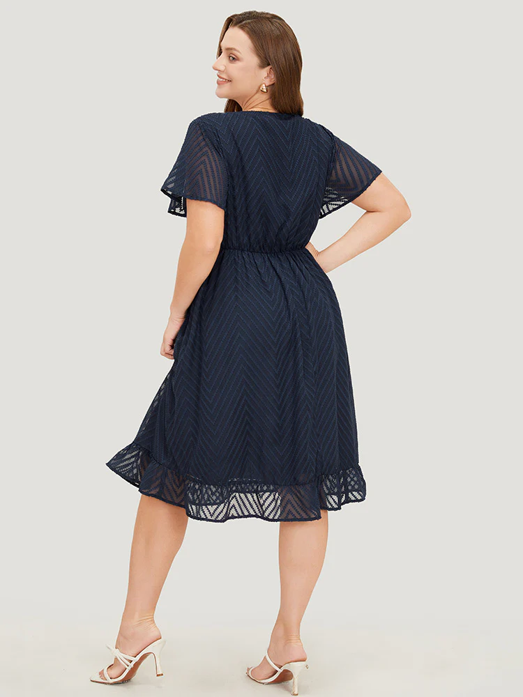 Plain Geometric Pocket Wrap Mesh Lace Insert Ruffle Dress - Image 2