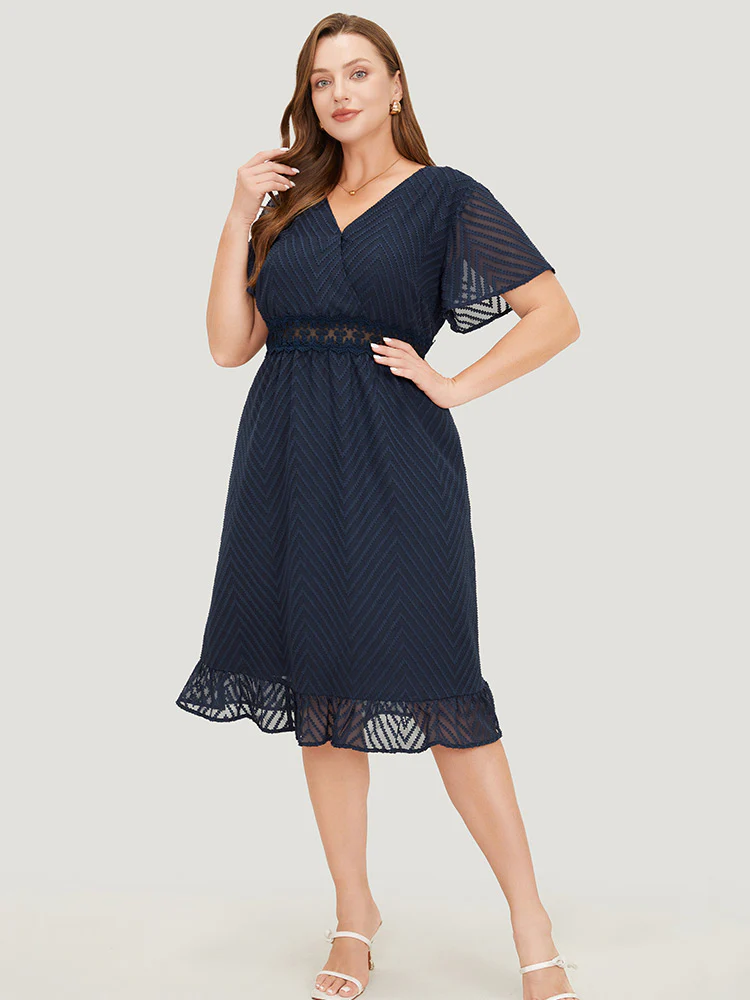 Plain Geometric Pocket Wrap Mesh Lace Insert Ruffle Dress - Image 5
