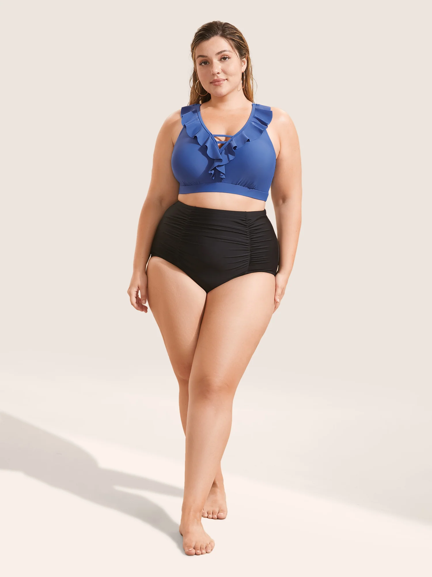 Plain Keyhole Ruffle Trim Swim Top - Image 3