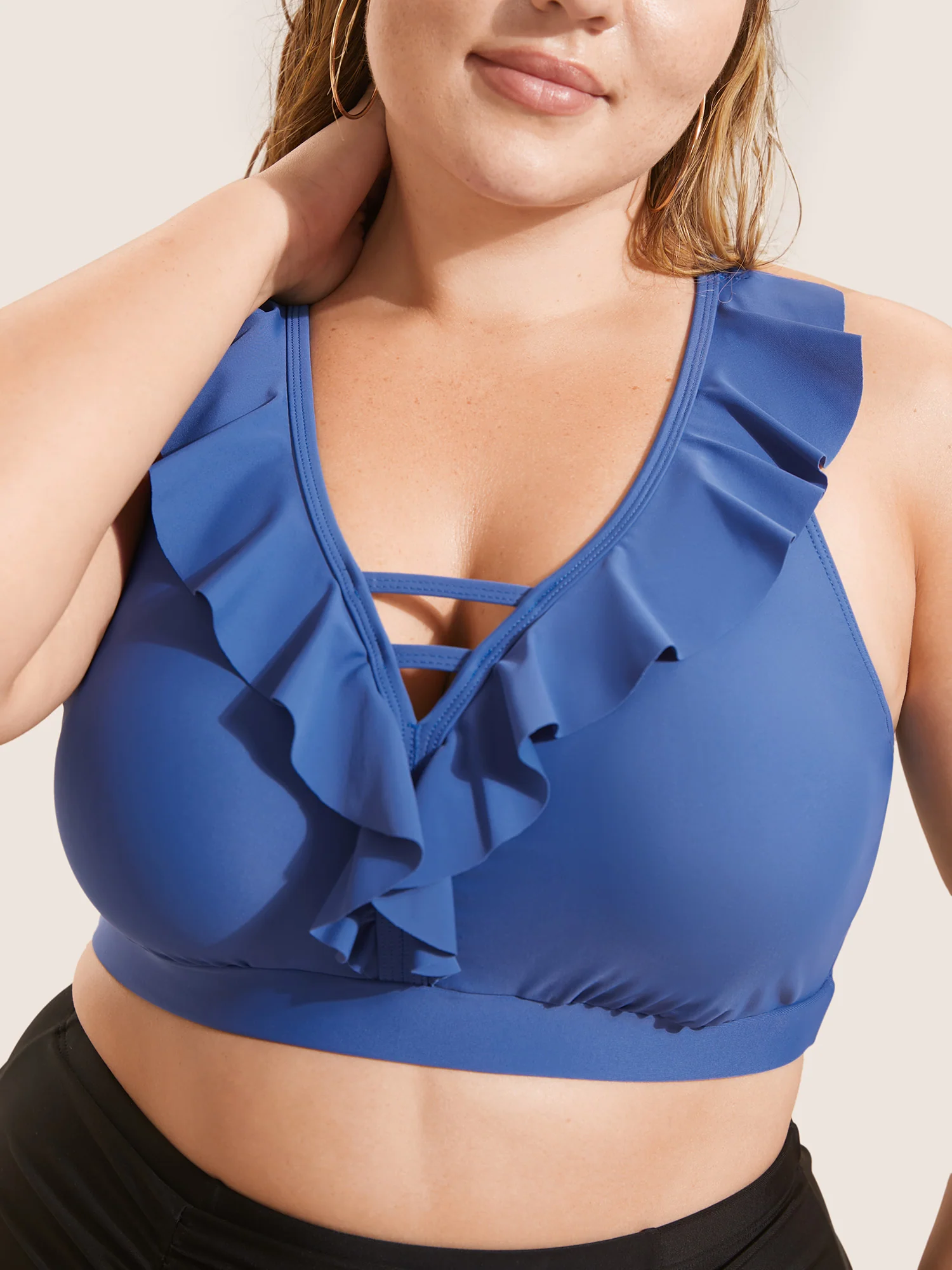 Plain Keyhole Ruffle Trim Swim Top - Image 4