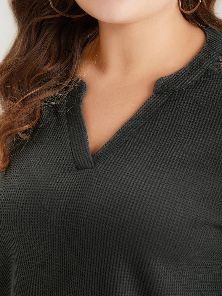 Plain Notched Crochet Lace Raglan Sleeve T-shirt - Image 6