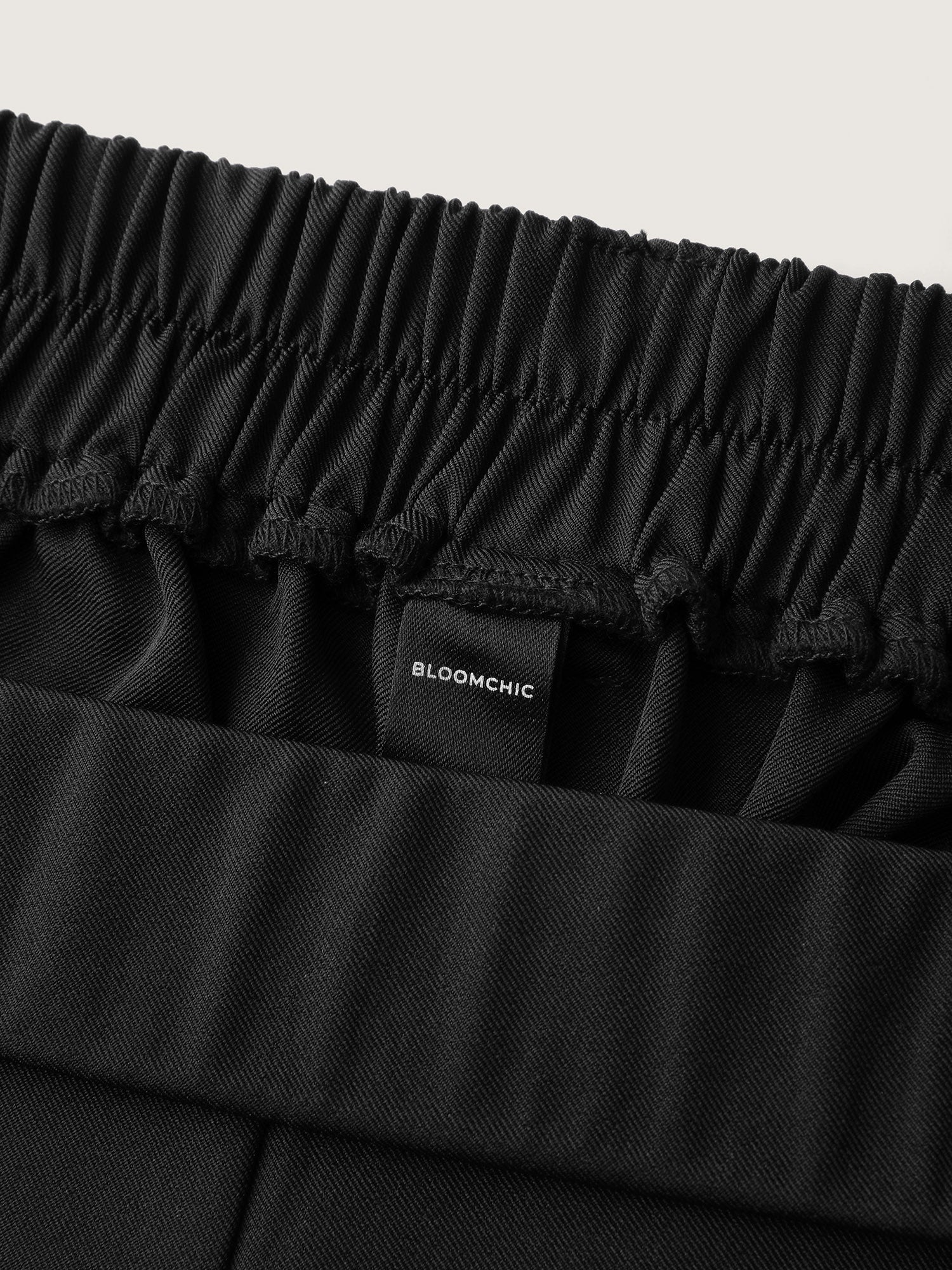 Plain Pleated Details Wide-Leg Pants - Image 9