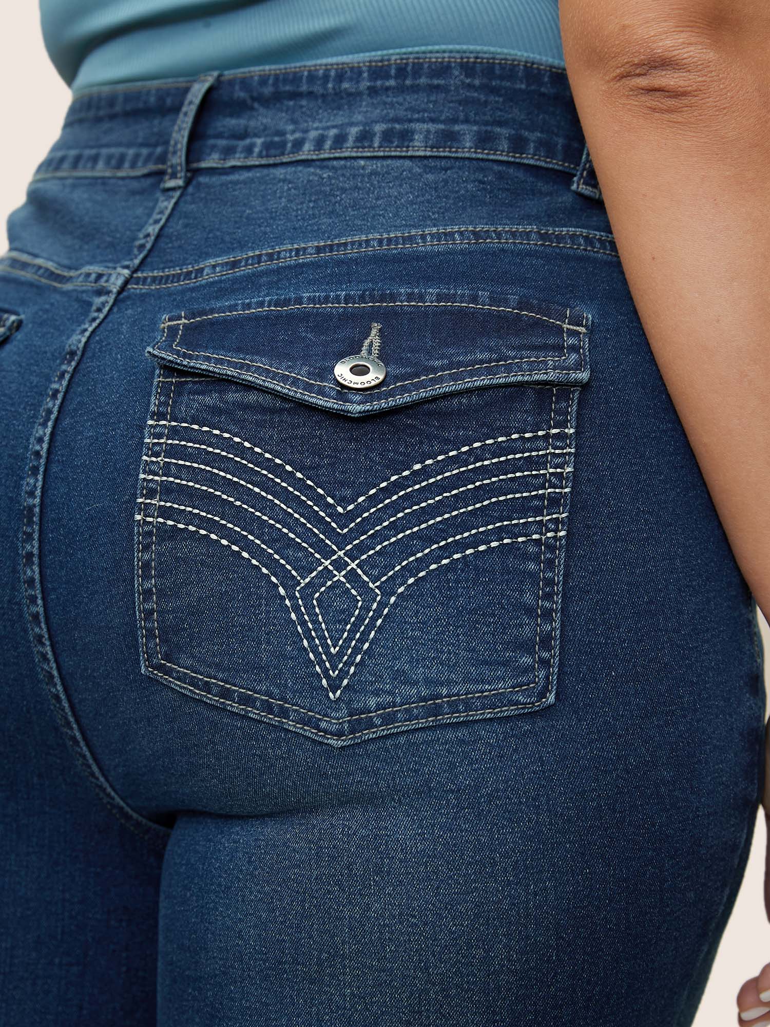 Plain Pocket Embroidered Skinny Jeans - Image 4