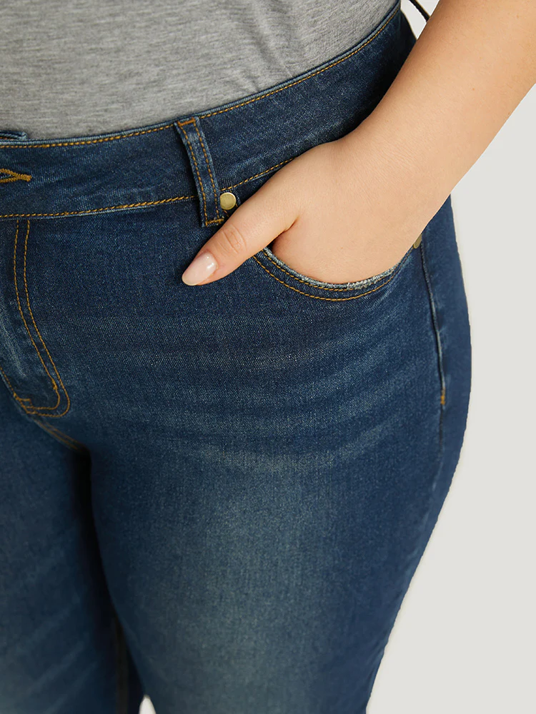 Plain Roll Hem Medium Wash Full Length Jeans - Image 6