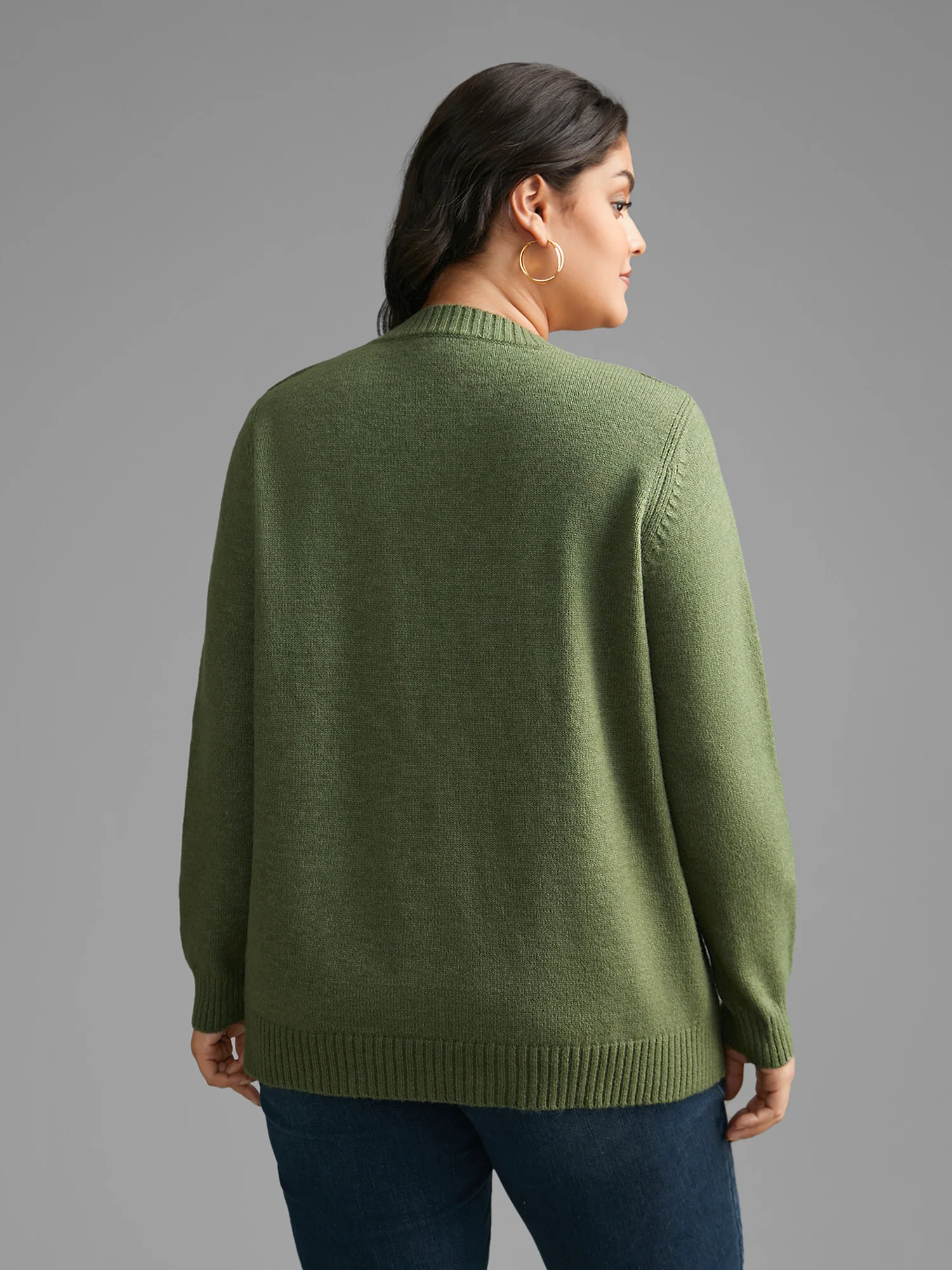 Plain Round Neck Patched Pocket Pullover - Image 2