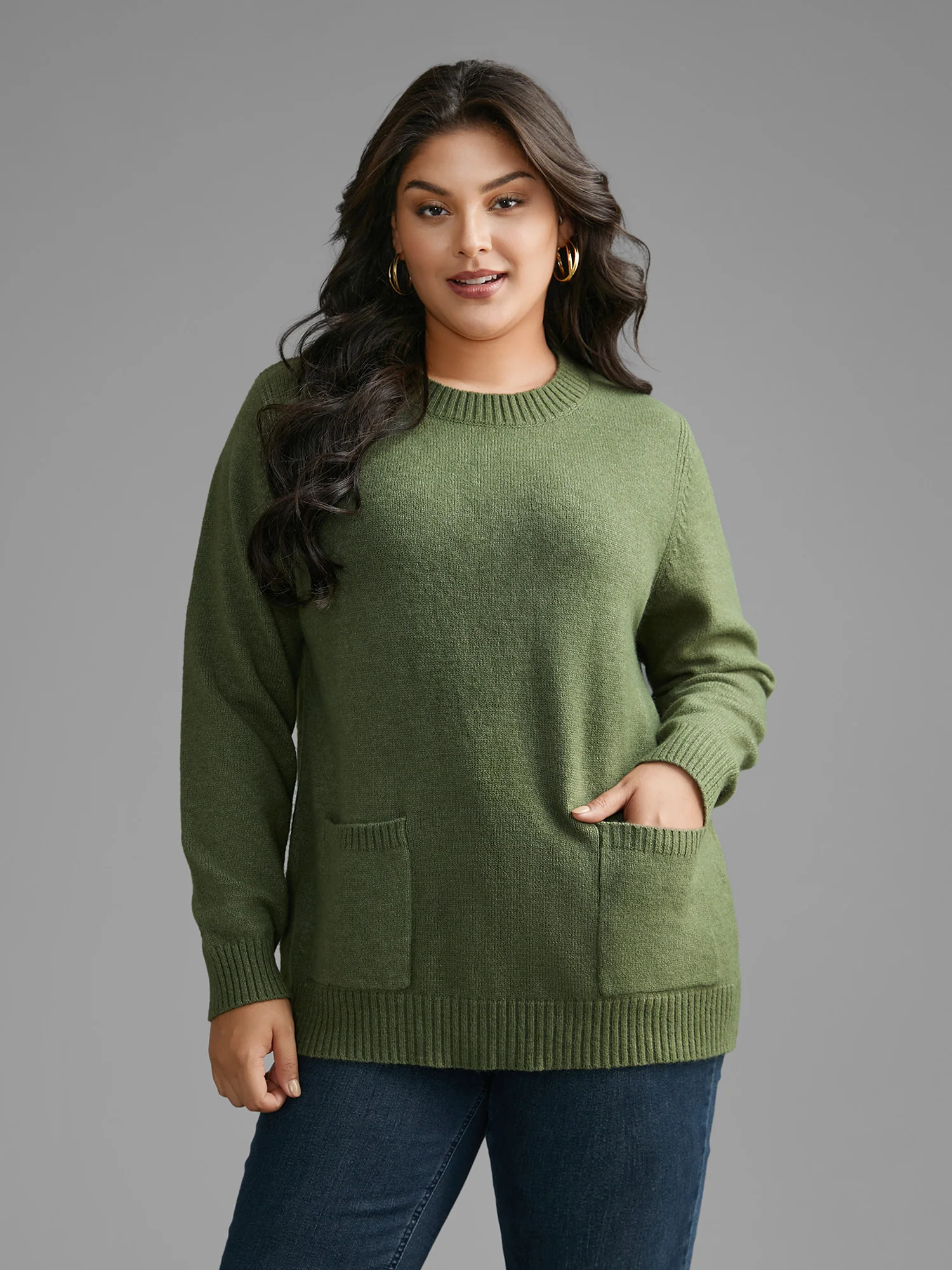 Plain Round Neck Patched Pocket Pullover - Image 5