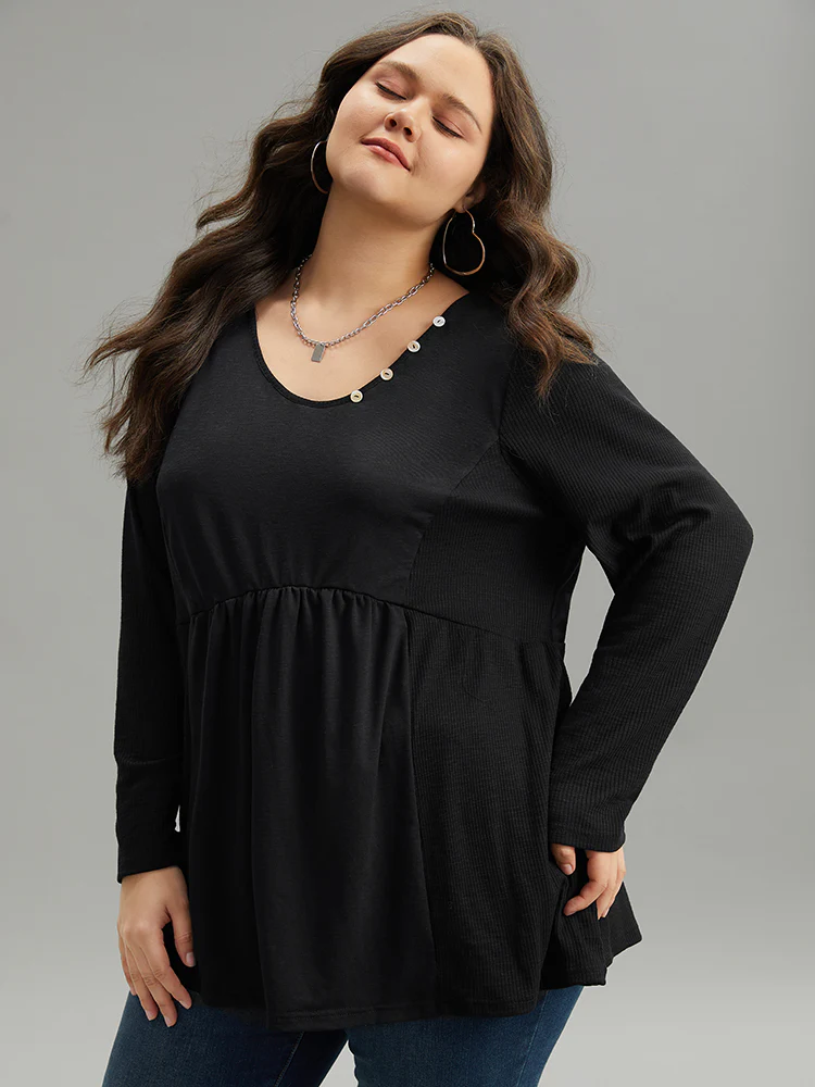 Plain Ruffles Button Detail T-shirt - Image 3