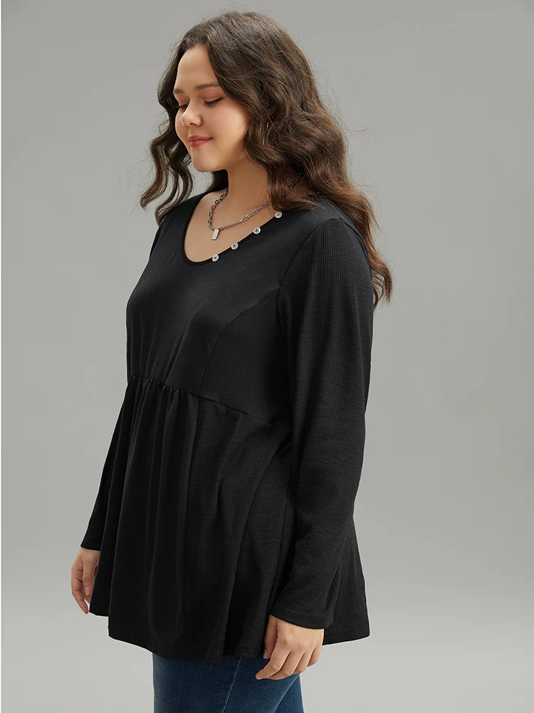 Plain Ruffles Button Detail T-shirt - Image 4