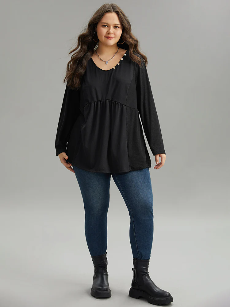 Plain Ruffles Button Detail T-shirt - Image 6