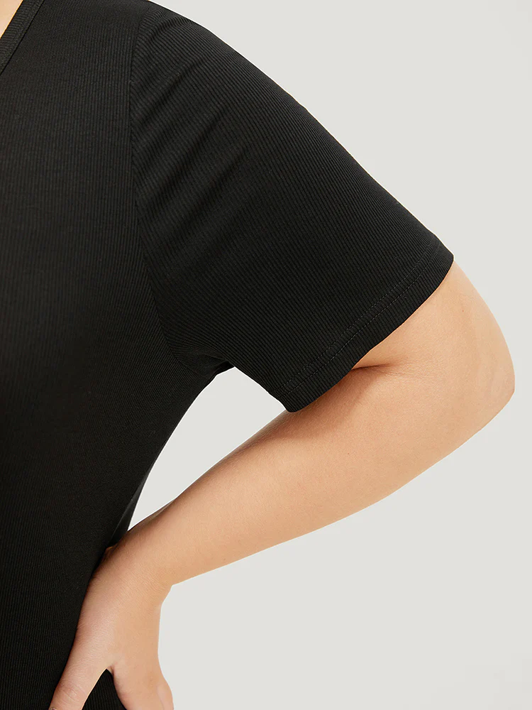 Plain Scoop Neck Button Through Rib Knit T-shirt - Image 8