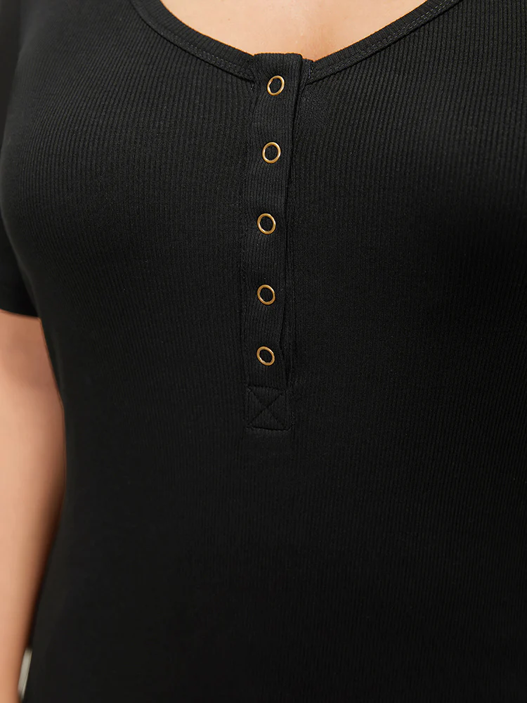 Plain Scoop Neck Button Through Rib Knit T-shirt - Image 9