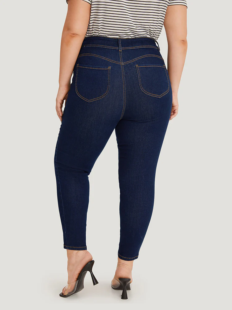 Plain Stitch Patched Pocket Jeans - Image 3
