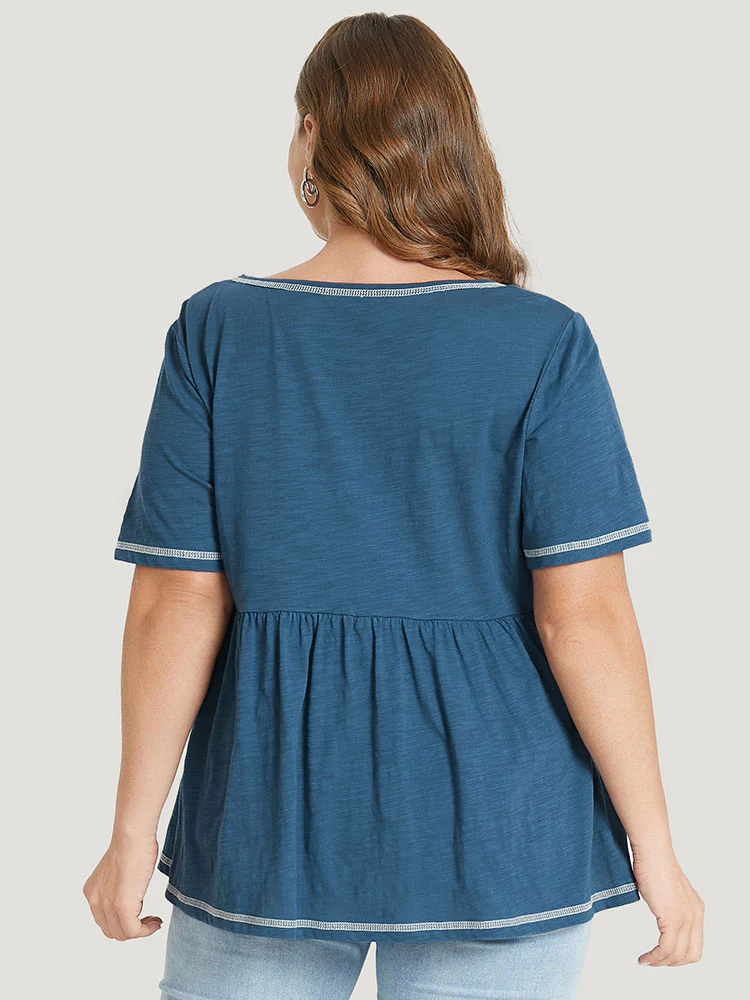 Plain Stitch Trim Notched Flutter Hem T-shirt - Image 2