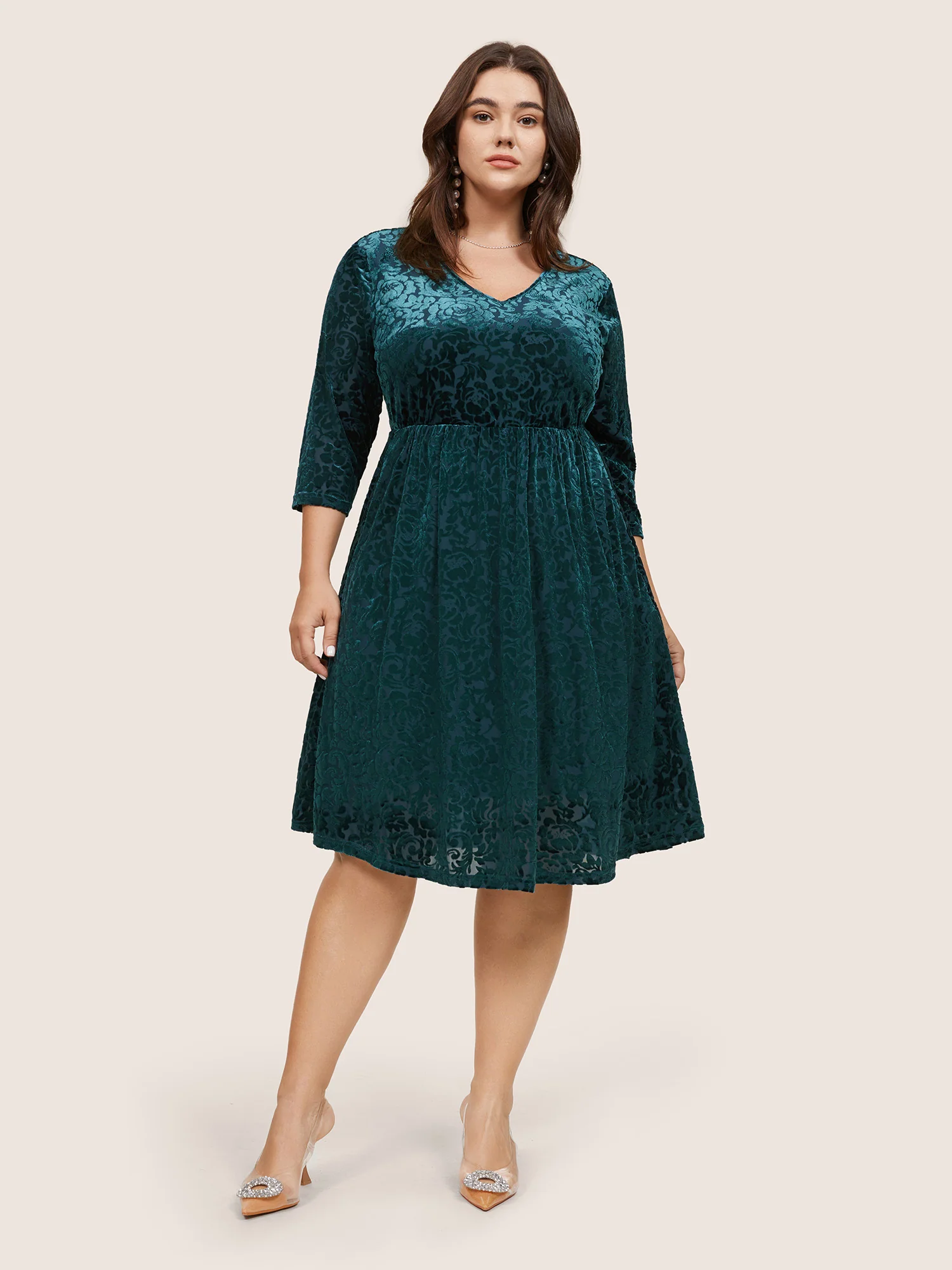 Plain Texture Floral Velvet Pocket Dress - Image 3