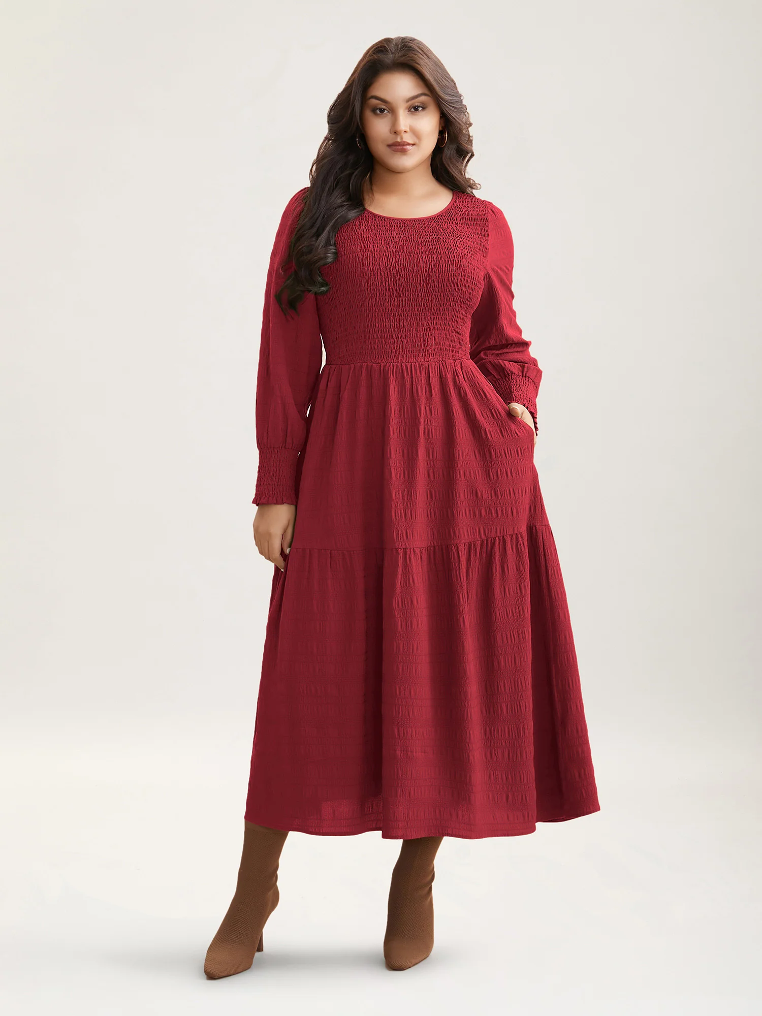 Plain Textured Shirred Midi Dress - Image 14