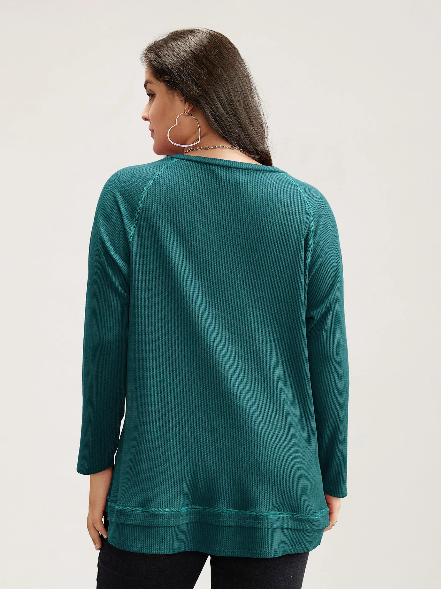 Plain Textured Stitch Raglan Sleeve Sweatshirt - Image 8