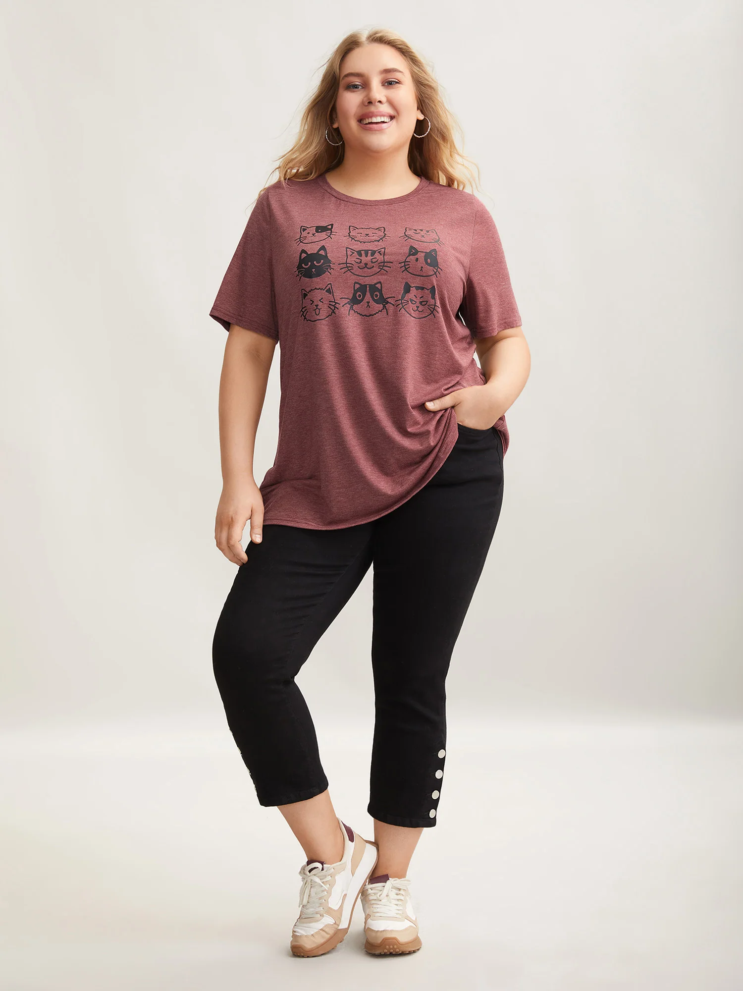 Playful Cats Print Crew Neck T-Shirt - Image 3